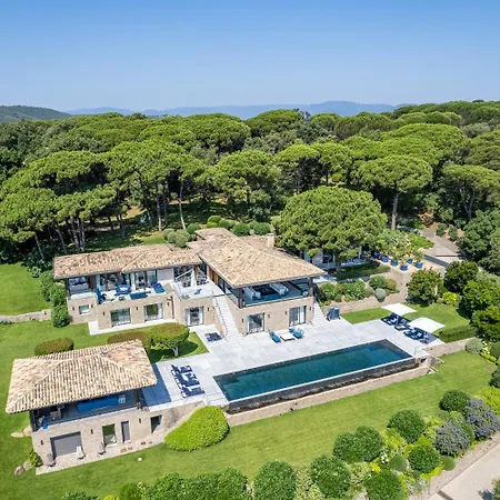 Fastueuse A Saint Tropez Вилла Раматей